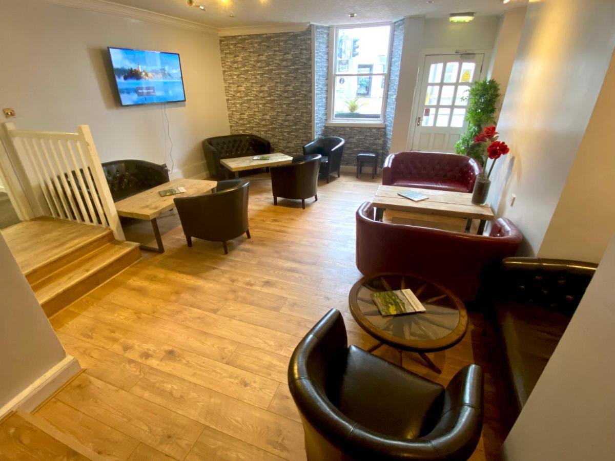 The County Hotel - Self Check-In, Ultra Fast Wi-Fi, Free Parking, Central Location Selkirk Exterior foto