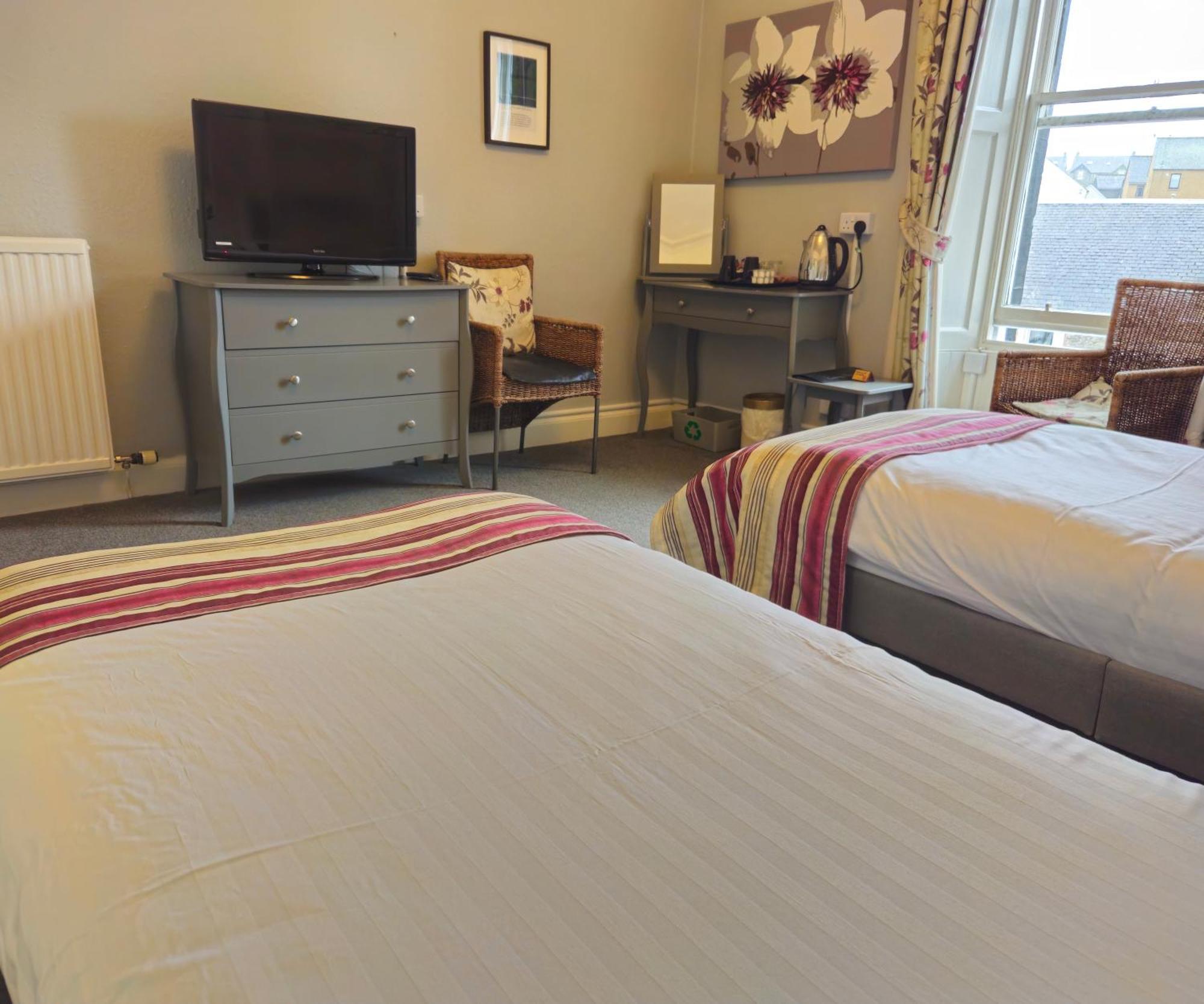The County Hotel - Self Check-In, Ultra Fast Wi-Fi, Free Parking, Central Location Selkirk Exterior foto