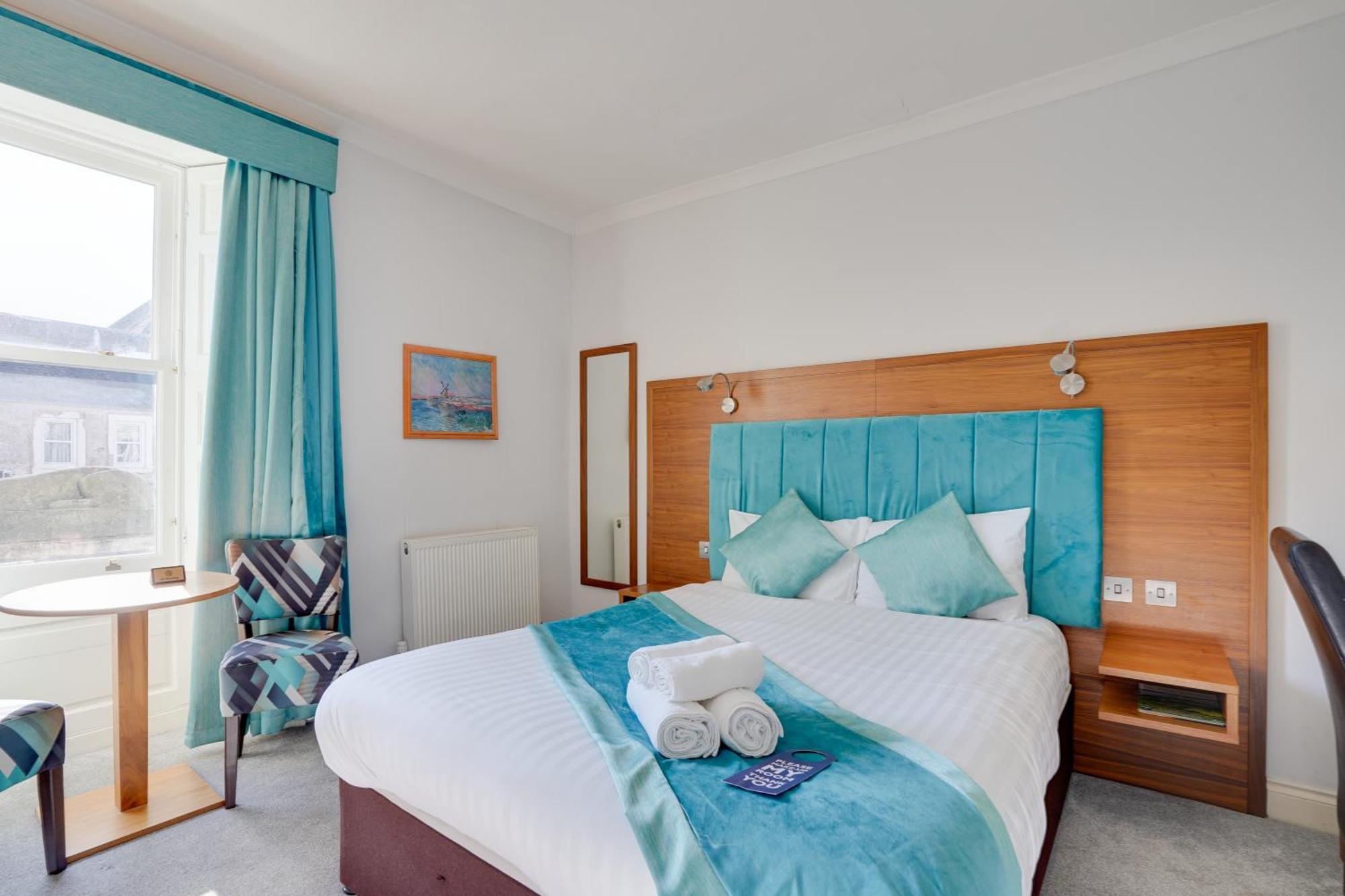 The County Hotel - Self Check-In, Ultra Fast Wi-Fi, Free Parking, Central Location Selkirk Exterior foto