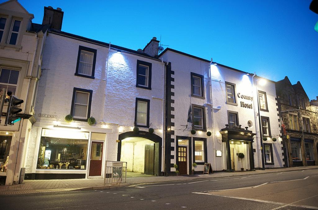 The County Hotel - Self Check-In, Ultra Fast Wi-Fi, Free Parking, Central Location Selkirk Exterior foto